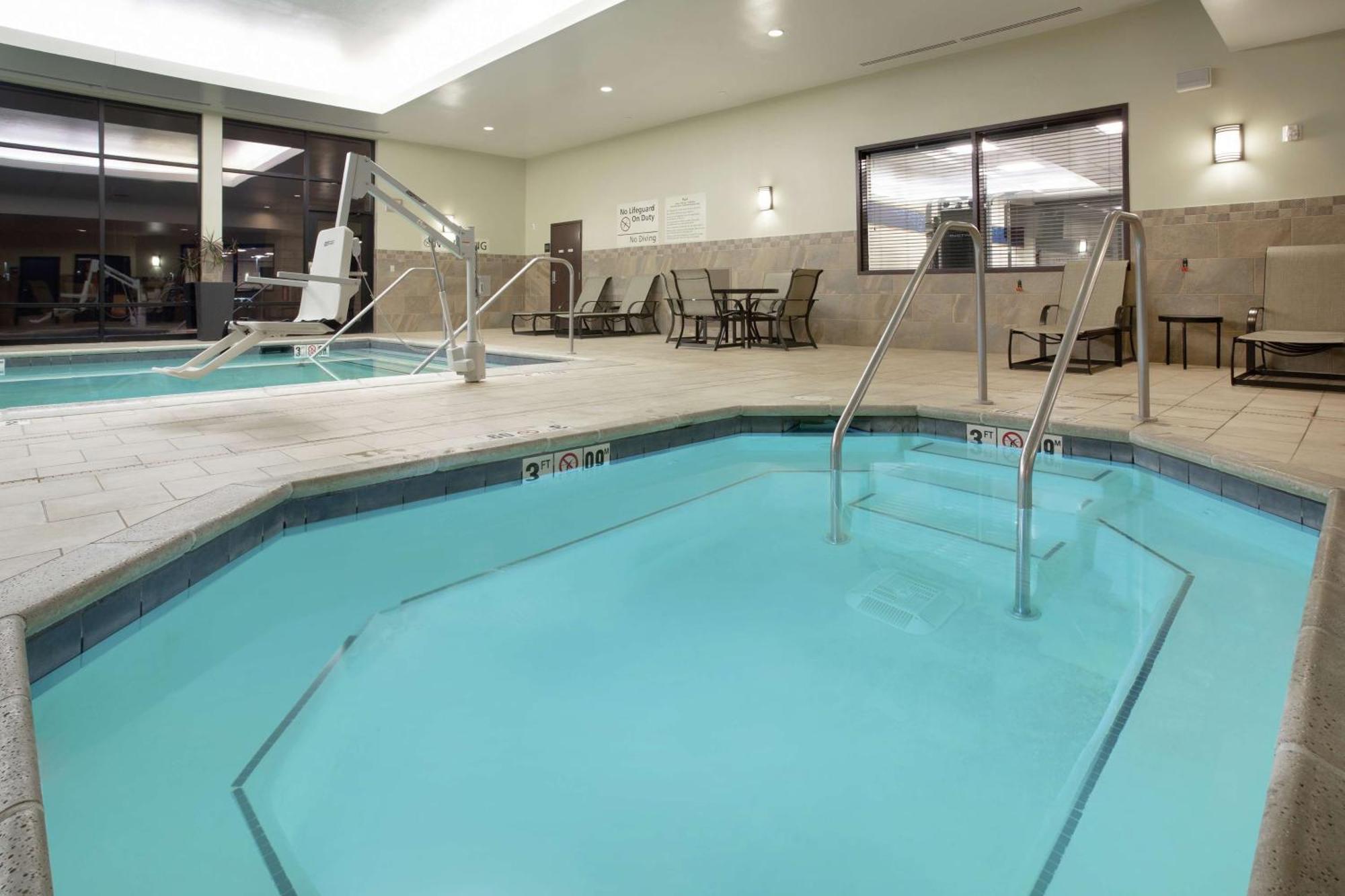 Hampton Inn & Suites I-35/Mulvane Bagian luar foto
