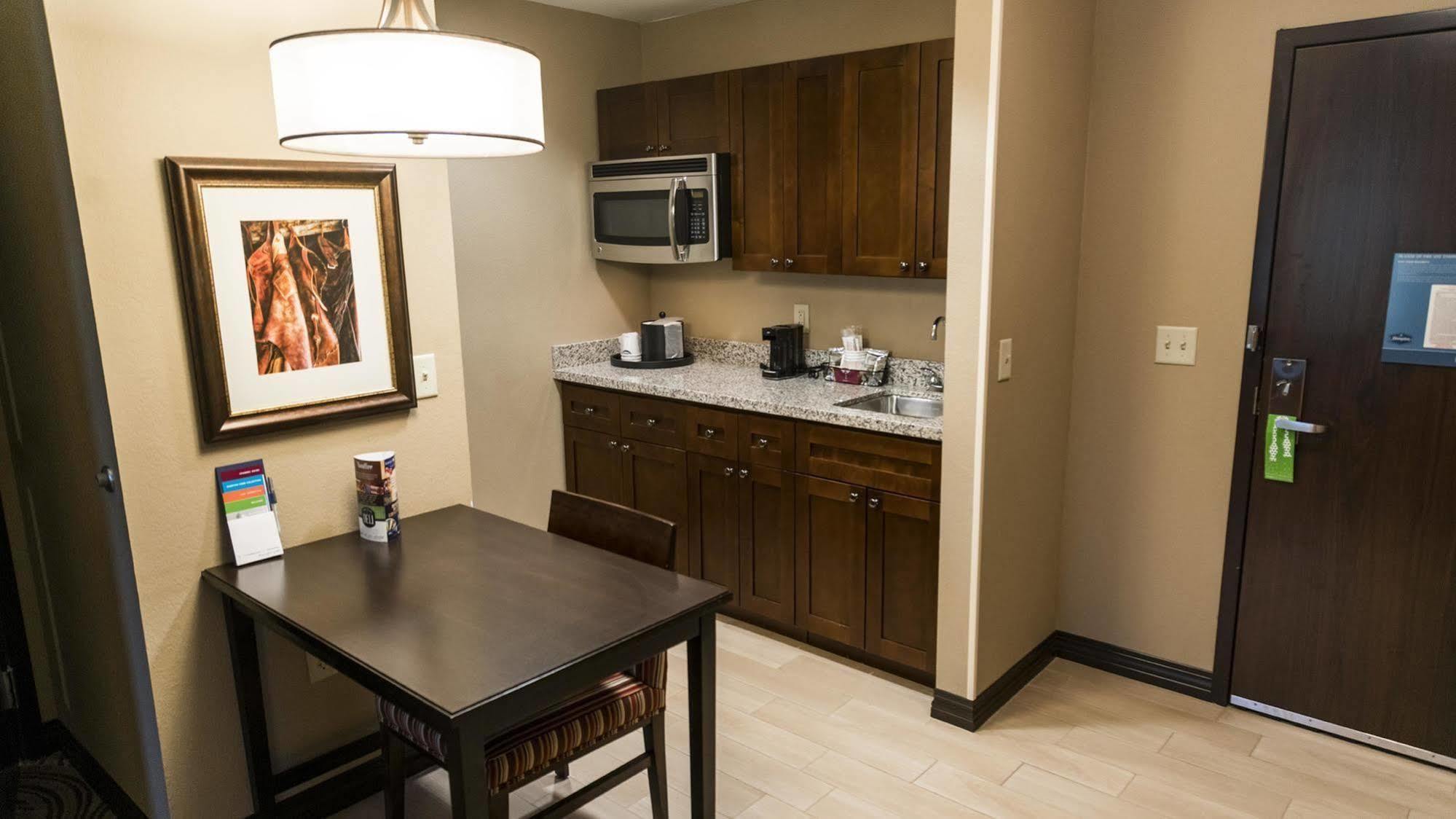 Hampton Inn & Suites I-35/Mulvane Bagian luar foto